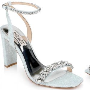 BADGLEY MISCHKA Tasmine Ankle Strap Sandal Soft Blue  size 8.5